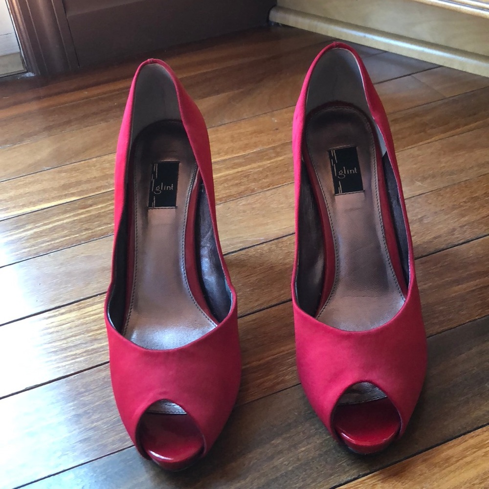 Glint Red satin Heels
